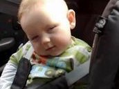 试管促排卵后卵巢扭转应对指南，紧急处理措施及四大预警信号